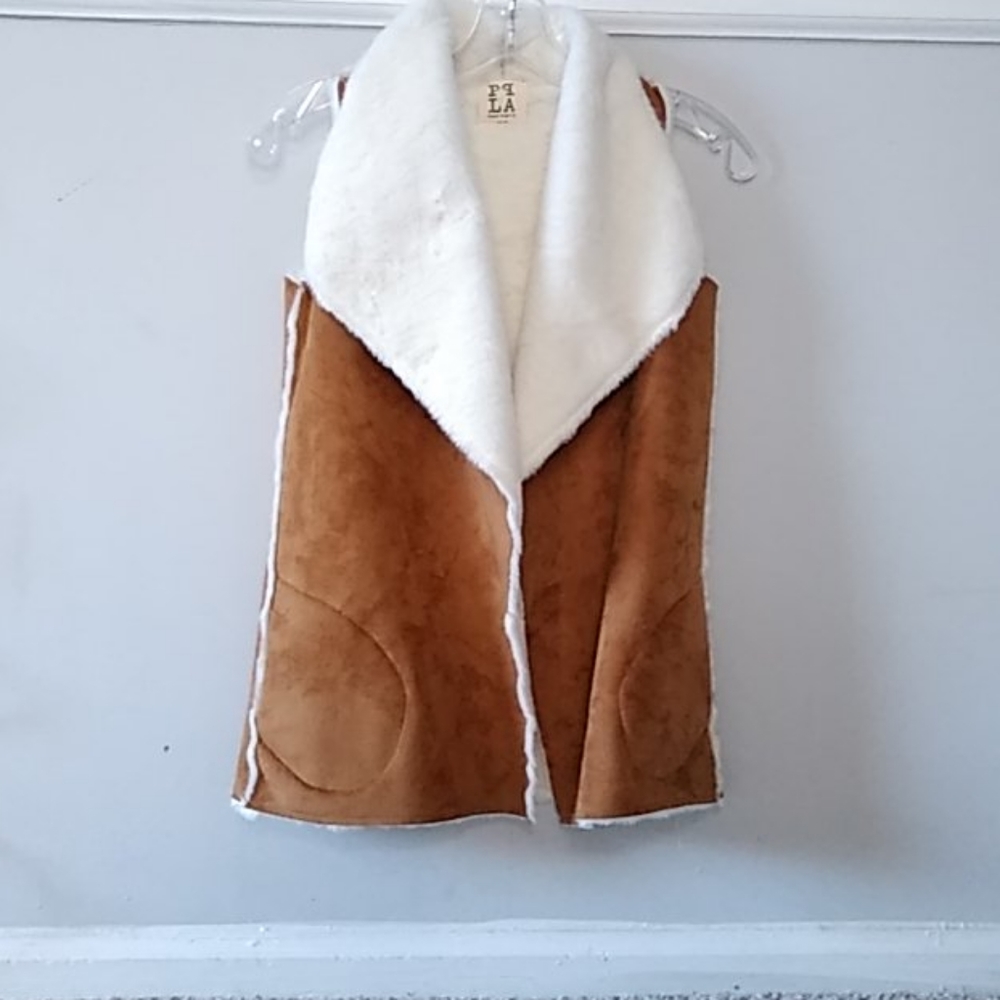 PP LA Camel fur vest size S (7-8)